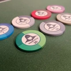 500 Jetons De Cash Game "POKER STYLE" - 1 Seul Exemplaire - Ne Sera Pas Rééditée - 1/2/5/10/25/50/200 -Cartes Production 500 jetons de cash game poker style 1 seul exemplaire ne sera pas reeditee 121050200 3