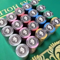 500 Jetons De Cash Game "THE HOG" - 1 Seul Exemplaire - Ne Sera Pas Rééditée - 1/2/5/10/25/100 -Cartes Production 500 jetons de cash game the hog 1 seul exemplaire ne sera pas reeditee 1251025100 4