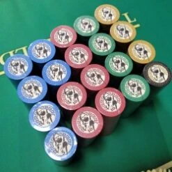 500 Jetons De Cash Game "ZEUS" - 1 Seul Exemplaire - Ne Sera Pas Rééditée - 5/10/20/50/100 -Cartes Production 500 jetons de cash game zeus 1 seul exemplaire ne sera pas reeditee 1251025100 2