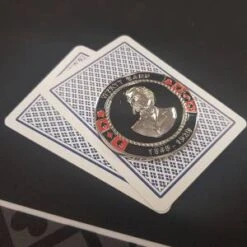 Card-Guard "WYATT EARP" - En Métal – 2 Faces Différentes – 50mm De Diamètre -Cartes Production card guard wyatt earp en laiton 2 faces differentes 50mm de diametre 2