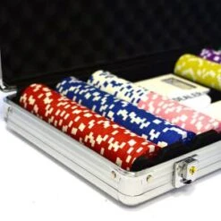 Mallette De 300 Jetons De Poker "DICE COLOR" - En ABS Insert Métallique 12 G - Avec Accessoires 7 Mallette De 300 Jetons De Poker "DICE COLOR" - En ABS Insert Métallique 12 G - Avec Accessoires -Cartes Production mallette de 300 jetons de poker dice en abs insert metallique 12 g avec accessoires 1 2